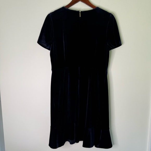 Karl Lagerfeld Dresses & Skirts - Karl Lagerfeld Paris Blue Velour Ruffle Hem Dress Size 10